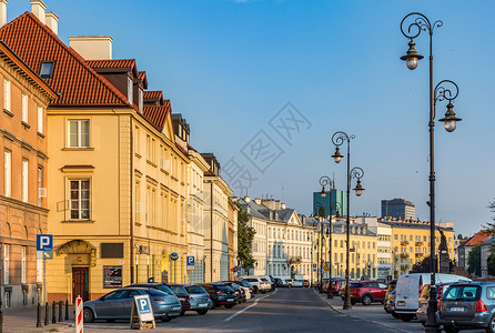 清晨中的欧洲旅游城市华沙建筑风光高清图片