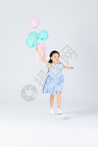 拿气球小朋友拿气球的小女孩背景
