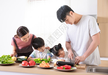 家庭生活厨房切菜图片