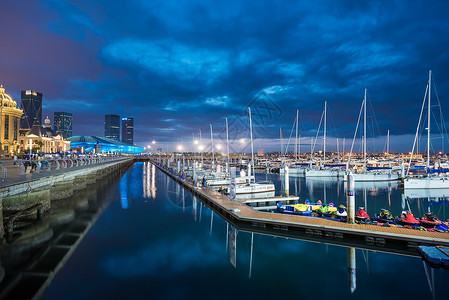 夜色东港背景图片