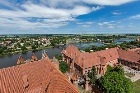波兰著名旅游景点马尔城堡高清图片