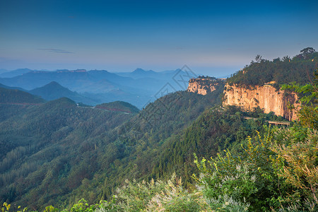 城谷日照山崖天上王城沂水背景