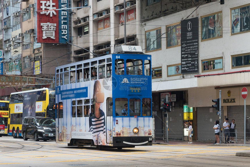 香港街头叮叮车图片