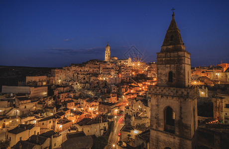 茶马古城意大利著名的千年石头古城景区马泰拉夜景背景