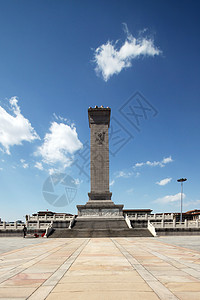 天安门广场的人民英雄纪念碑高清图片