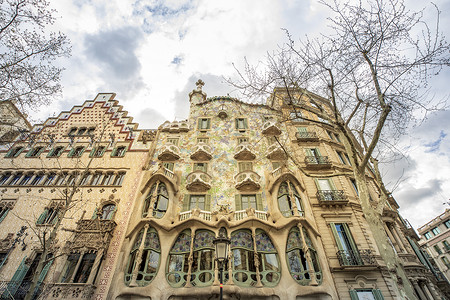 巴特罗之家西班牙高迪建筑高清图片