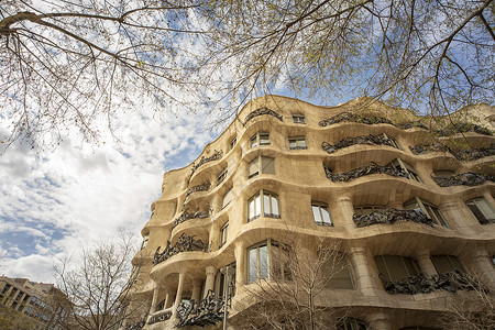 米拉之家西班牙高迪建筑高清图片
