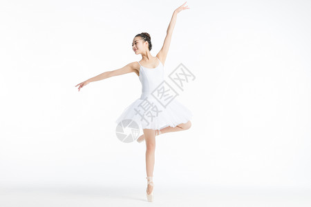 跳芭蕾舞的年轻女性舞蹈美女跳芭蕾舞背景