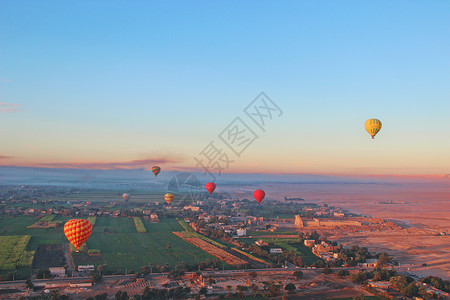 埃及卢克索帝王谷热气球背景图片