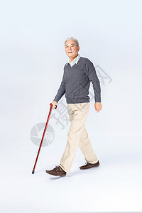 老年人散步背景图片