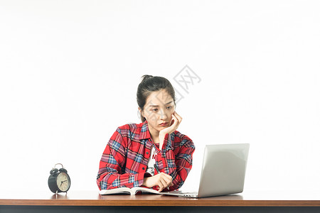 计算机上课女学生学习计算机背景