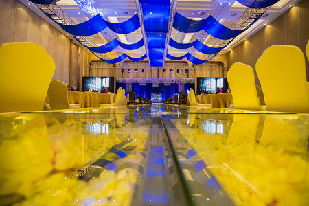 宴会厅场地黄蓝主题高清图片