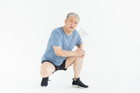 老年男人腿疼形象高清图片