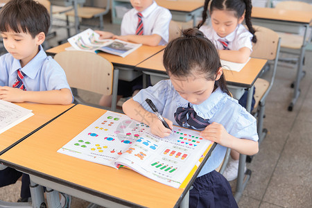 班级数字素材小学生写作业背景