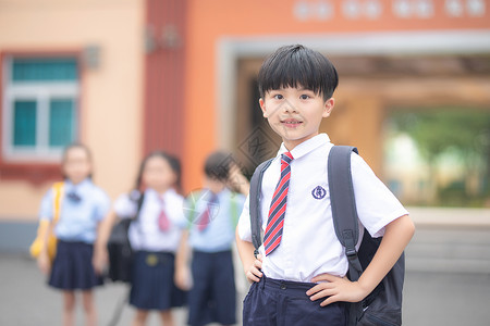 小学生上学书包高清图片素材