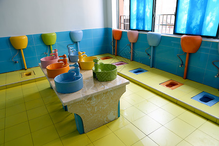 幼儿园卫生间盥洗室图片
