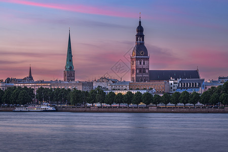 拉脱维亚首都里加老城夜景风光背景