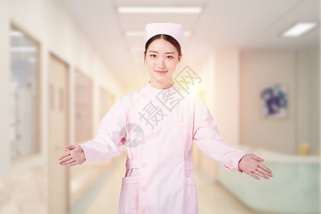 微笑的女医生医院形象展示设计图片