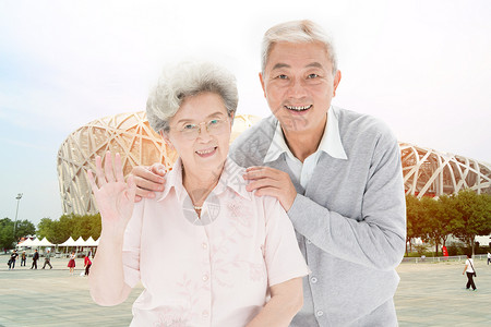 老年人夫妻老年人旅游设计图片