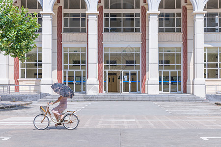 上海外国语大学教学楼图片