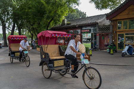 北京周末游什刹海胡同游三轮自行车背景