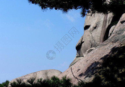 钱隆天下夏花天柱山风光皖公神相背景