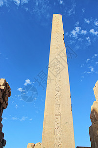 卡尔方埃及卢克索卡尔纳克神庙的方尖碑背景