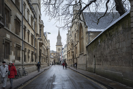 英国牛津大学雪景图片素材