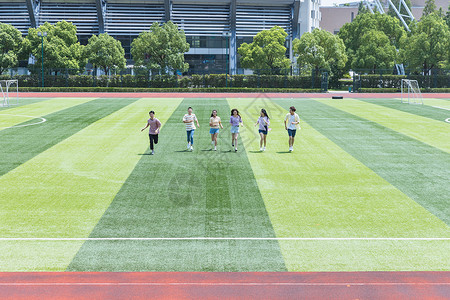 足球训练营招生大学生奔跑背景