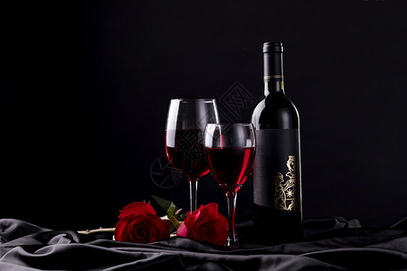红酒高脚杯葡萄酒玫瑰酒高清图片