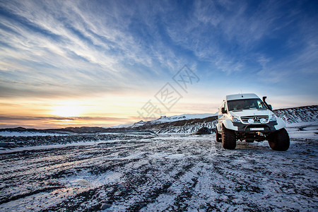 瓦特蒸汽机汽车冰岛瓦特那国家公园极地探险背景