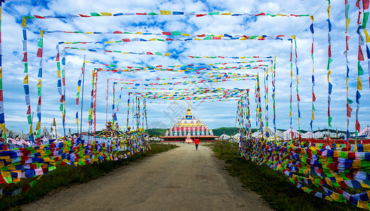 一条地裂素材甘肃甘南塔林经幡背景