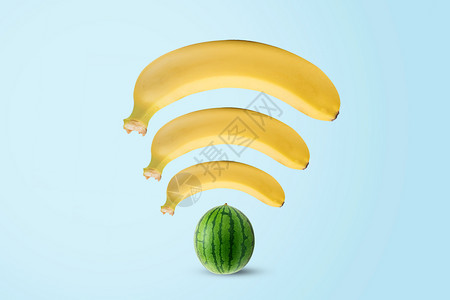 香蕉桃子和西瓜水果创意设计图片