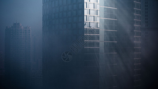 博雷克阳光照耀的摩天大楼背景