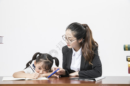 女教师和学生形象图片