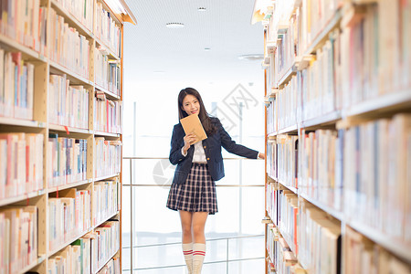 日系校服小清新美女背景图片