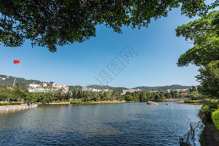 厦门大学芙蓉湖背景