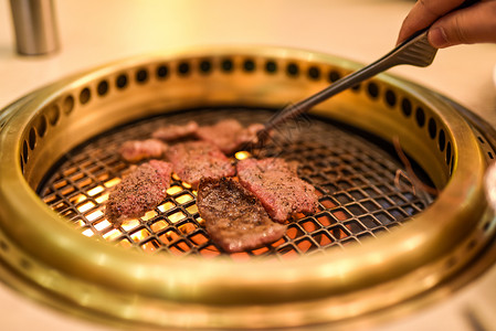 烤肉烧烤美食切烤肉高清图片