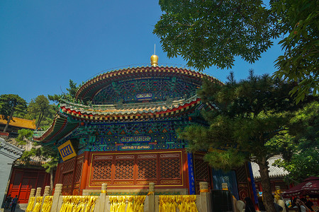 北京潭柘寺寺庙背景