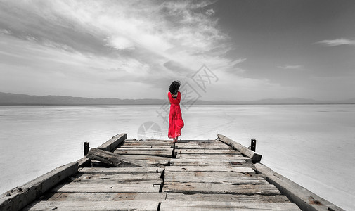 青海盐湖孤独设计图片