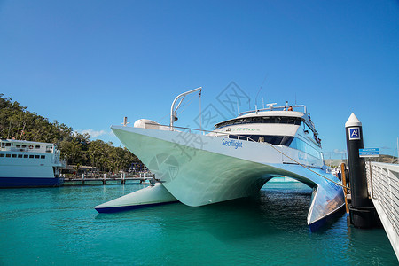 国外休闲素材澳洲汉密尔顿岛游轮海景背景