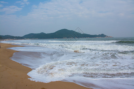 海滩上拍摄汕头热门景点南澳岛背景