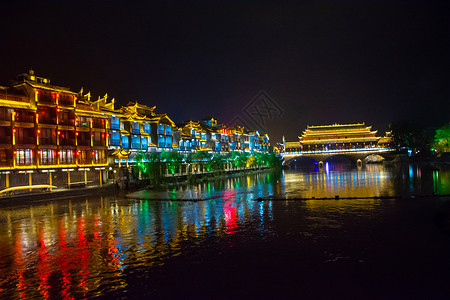 湖南湘西土家族苗族自治州凤凰古城夜景图片