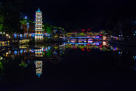 湖南湘西土家族苗族自治州凤凰古城夜景背景图片