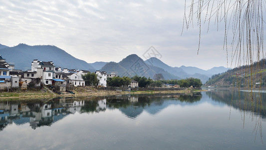 龙川湾绩溪县徽派建筑徽派乡村背景