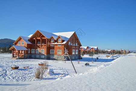 北方下雪北极村俄式建筑背景