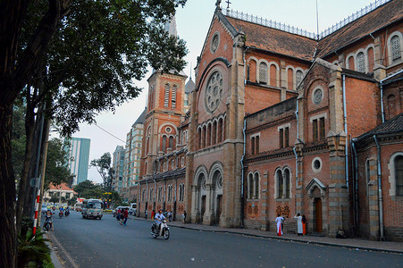 越南胡志明市天主教教堂背景图片