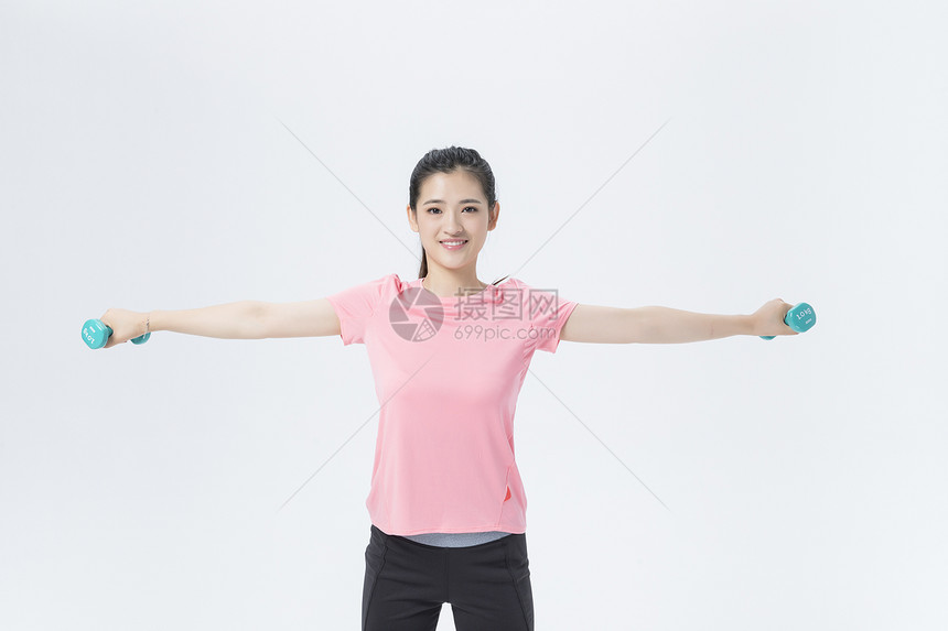 女性运动哑铃图片