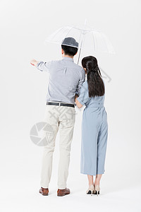 情侣夫妻甜蜜打伞撑伞图片
