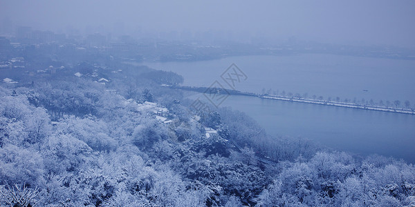 断桥雪冬季的杭州背景